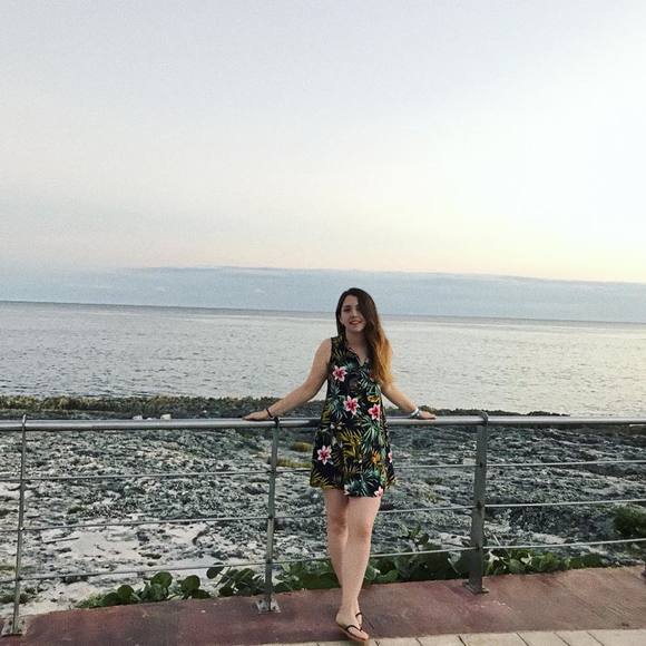 Meet your Posher, Esperanza - Picture 1 of 1